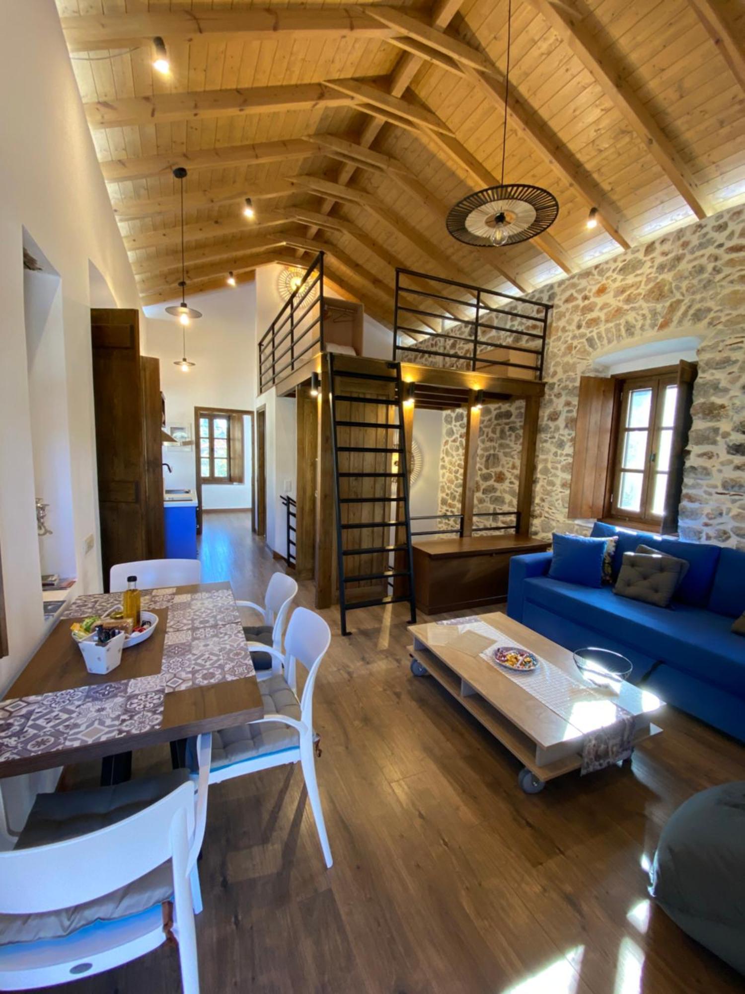 Indigo Leonidion Apartment Exterior photo